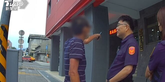 很有鐵血台灣人的感覺
 
台中東區憲兵隊，46歲男子喝醉酒，鬧著要進憲兵隊，要憲兵跟他敬禮。
 憲兵報警，警方到場，男子...