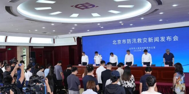如果要說華人世界有哪個黨比民進黨更爛的，我想就只有中國共慘黨了。

另外聯合早報是新加坡媒體，就不要扯甚麼三民自了。