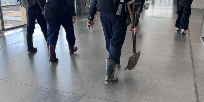 在火車站看到了respect的身影 師姑師伯年紀大了，年輕人我們需要你
#報名連結在分隔線下
#我927隨後跟上
***...