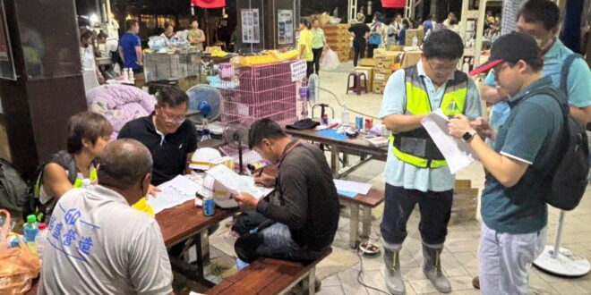 仔細交接、無縫銜接──暮色降臨，更是桃園隊加緊工作的時刻

養工處、航空城工程處、環管處等相關局處已經進駐光復鄉達一周，...