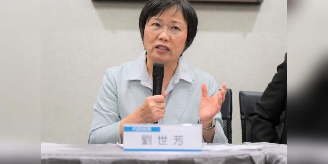 第一次看到有民代因為po出官員魔性訕笑被政府告的，看來我國自由地區很快要變得跟淪陷區一樣和諧囉！