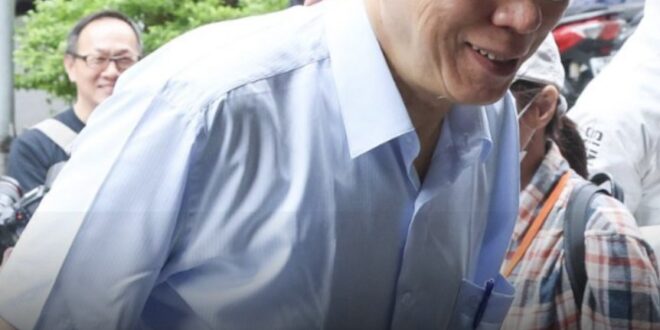 只要是台北市民，都知道當年是誰在卡蛋，發動網軍瞎扯什麼高度不夠的也有，花市民的錢找人來瞎掰隱形結界的也有，親自下場污衊趙…