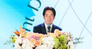 人不要得了便宜還賣乖，換做日據時代，賴皮哪來的書可以讀？哪來總統可以做？小學畢業就去挖煤了還能在這邊靠么。