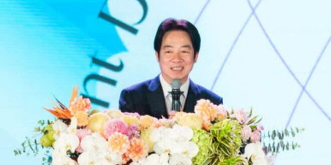 人不要得了便宜還賣乖，換做日據時代，賴皮哪來的書可以讀？哪來總統可以做？小學畢業就去挖煤了還能在這邊靠么。