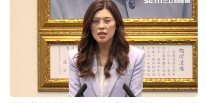 大嘴婆是不是失智啊，自己十天前講的就忘記了？
還「我從來不公開評論」，妳評論好幾次了耶？
大嘴婆的家人要不要趕快把她帶回…