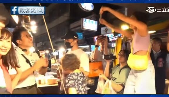 大罷免2.0！沈伯洋起風了！
一百萬青鳥夜市大唱「島嶼天光」！

穩了穩了，按照這個趨勢下去，沈伯洋起碼一千萬票，全台灣…